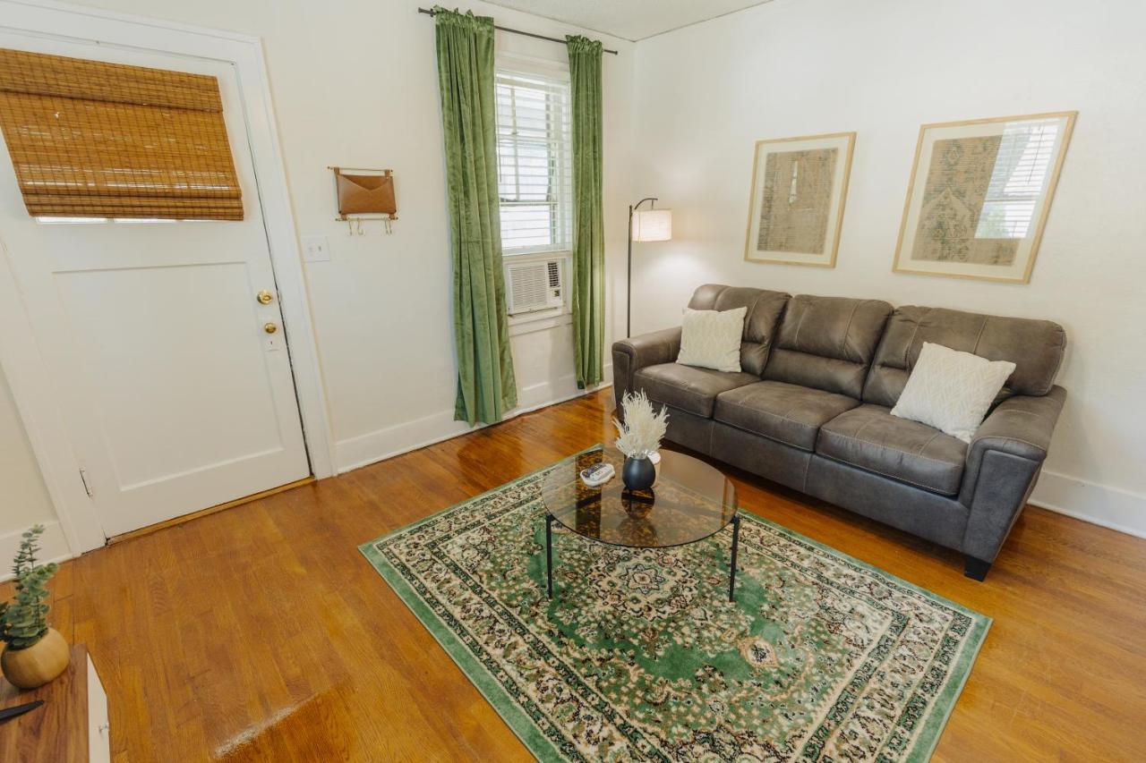 Вілла Historic Revival King Bed Midtown Memphis 70 Fast Wifi Free Parking Yes Pets Екстер'єр фото